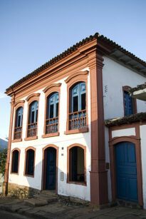 fechada do predio fisico do museu regional de Caeté